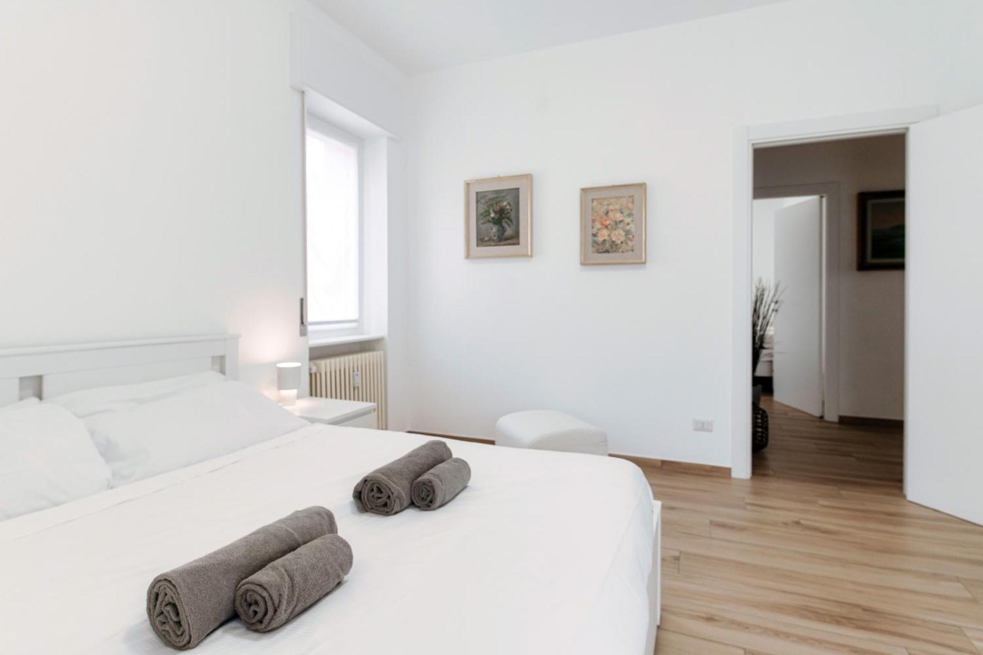 Апартаменты Piazza Roma - The House Of Travelers Комо Экстерьер фото